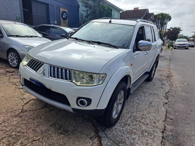MITSUBISHI - PAJERO DAKAR - 2011/2012 - Branca - R$ 113.000,00