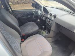 CHEVROLET - PRISMA - 2010/2011 - Prata - R$ 26.500,00