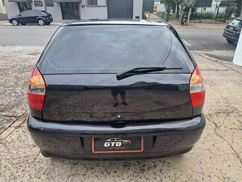 FIAT - PALIO - 2001/2001 - Preta - R$ 18.500,00