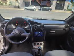 CHEVROLET - CELTA - 2003/2003 - Branca - R$ 16.500,00