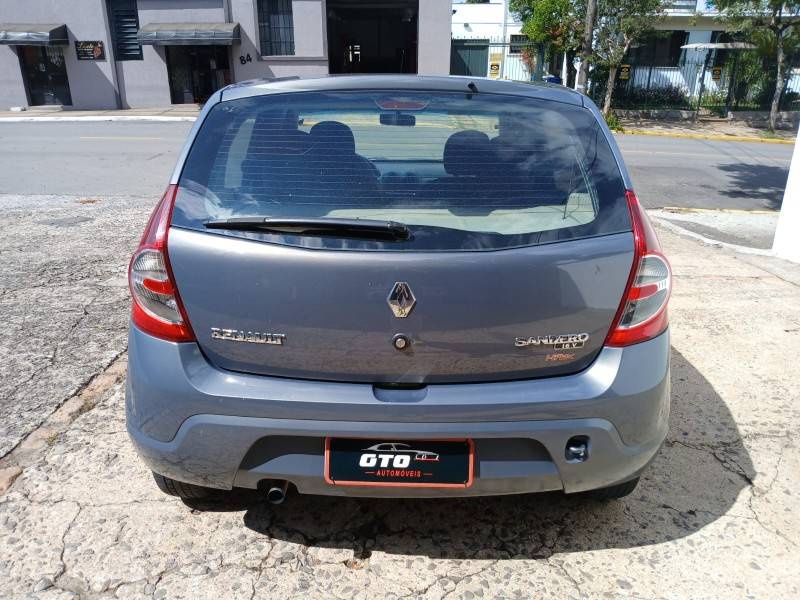 RENAULT - SANDERO - 2009/2009 - Cinza - R$ 27.900,00