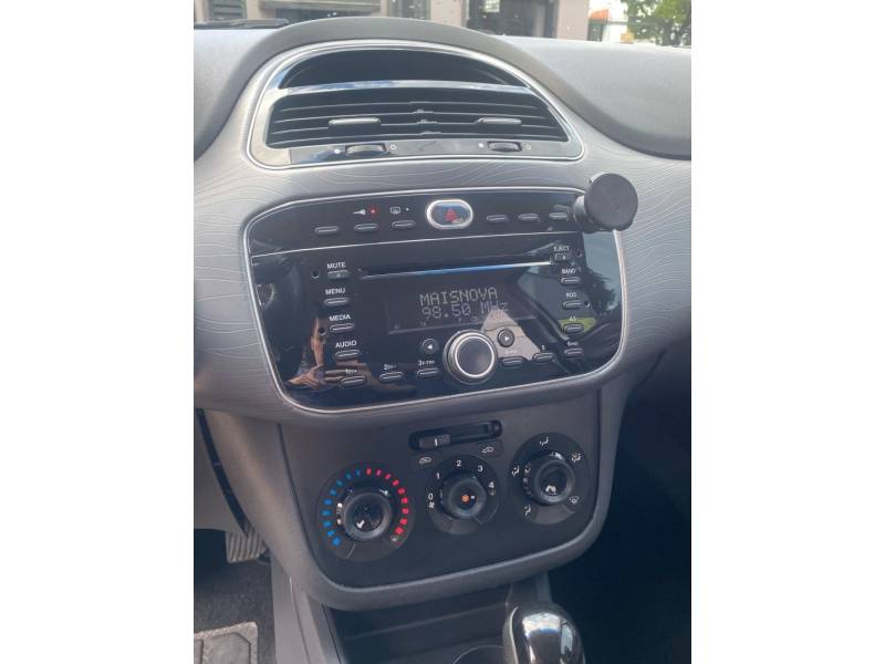 FIAT - PUNTO - 2013/2013 - Prata - R$ 39.500,00