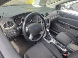 FORD - FOCUS - 2013/2013 - Preta - R$ 43.800,00