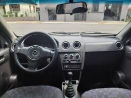 CHEVROLET - PRISMA - 2010/2011 - Prata - R$ 26.500,00