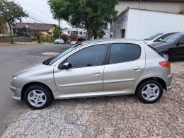 PEUGEOT - 206 - 2006/2006 - Prata - R$ 19.500,00