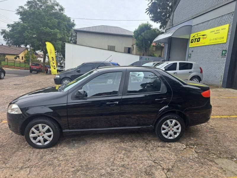 FIAT - SIENA - 2012/2012 - Preta - R$ 34.800,00