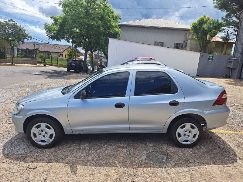 CHEVROLET - PRISMA - 2010/2011 - Prata - R$ 26.500,00