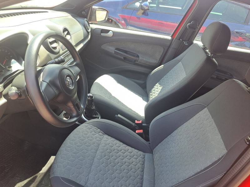 VOLKSWAGEN - GOL - 2013/2014 - Vermelha - R$ 39.800,00