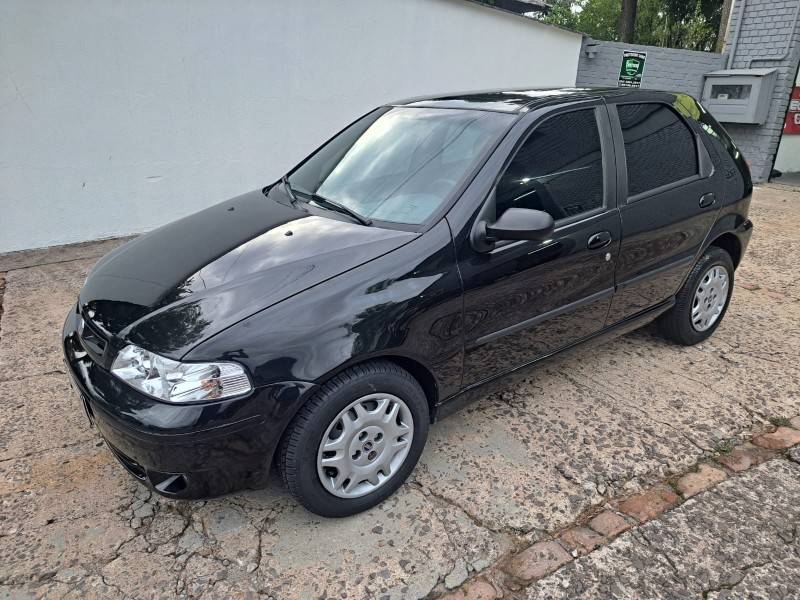 FIAT - PALIO - 2001/2001 - Preta - R$ 18.500,00