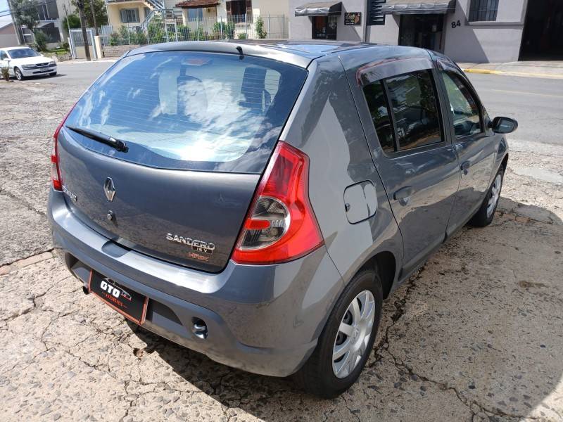 RENAULT - SANDERO - 2009/2009 - Cinza - R$ 27.900,00